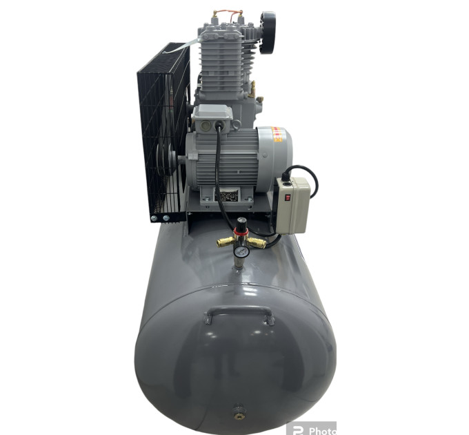 Поршневой компрессор LT50-V270L