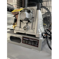 Поршневой компрессор STS100/250A