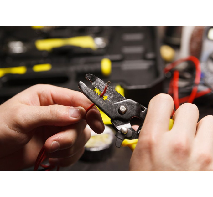 Набір інструментів 34 предмети для електрика WMC TOOLS 1034