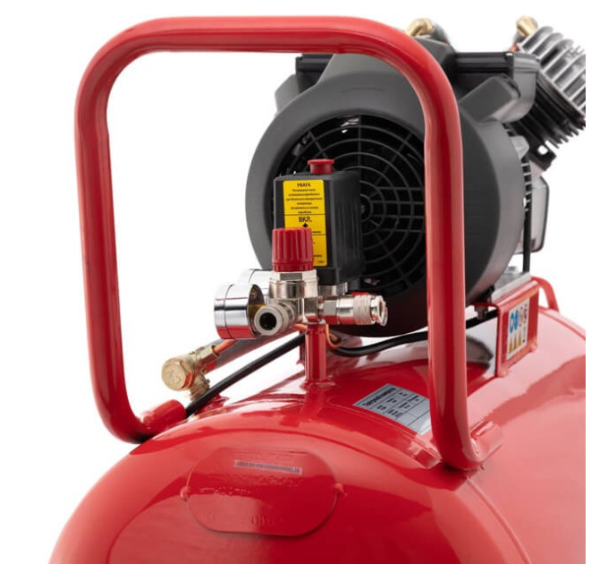 Компрессор 100 л, 3 кВт, 220 В, 10 атм, 420 л/мин, 2 цилиндра INTERTOOL PT-0008