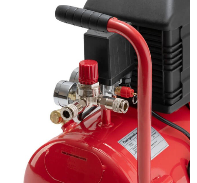 Компрессор 24 л, 1,5 кВт, 220 В, 8 атм, 206 л/мин INTERTOOL PT-0010