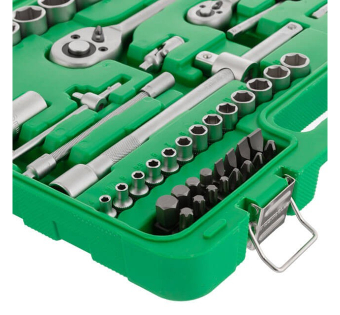 набор инструментов 1/2", 1/4", 82 ед. INTERTOOL ET-6082SP