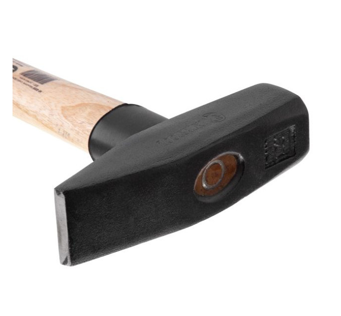 Молоток слюсарний 800 г, ручка ясен INTERTOOL HT-0255