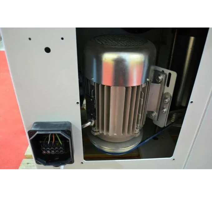 Фрезерный станок по дереву Robland T 120 TS