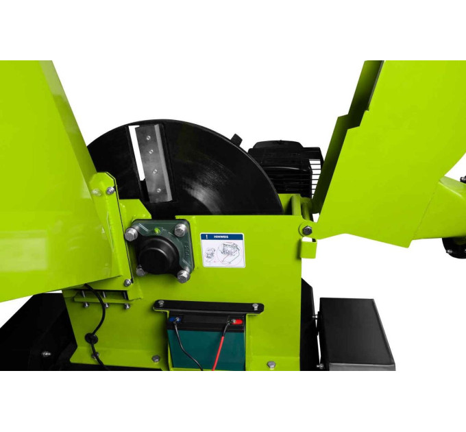 Садовый измельчитель Zipper ZI-HAEK15000