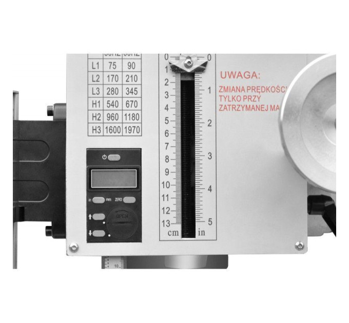 Фрезерно-сверлильный станок CORMAK ZX 7055 DRO