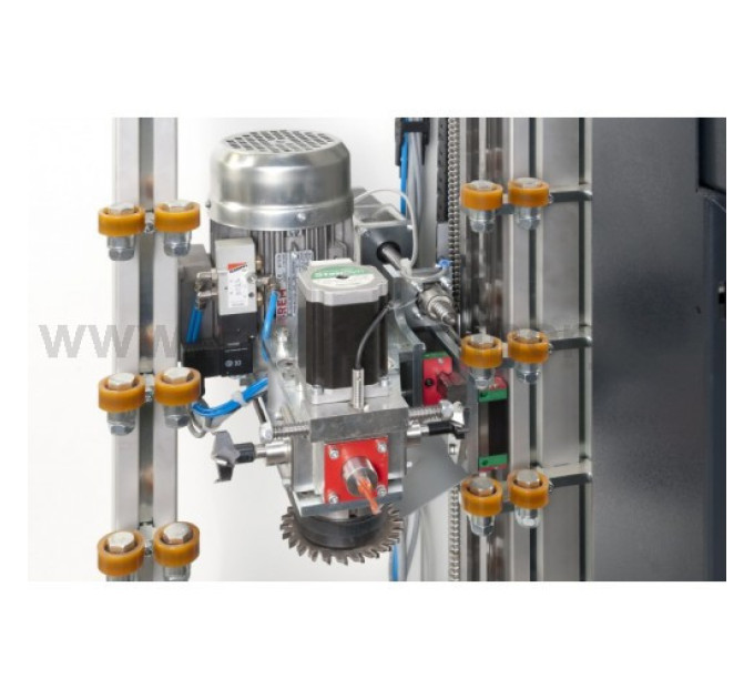 Фрезерный станок с ЧПУ Robland BM 3000