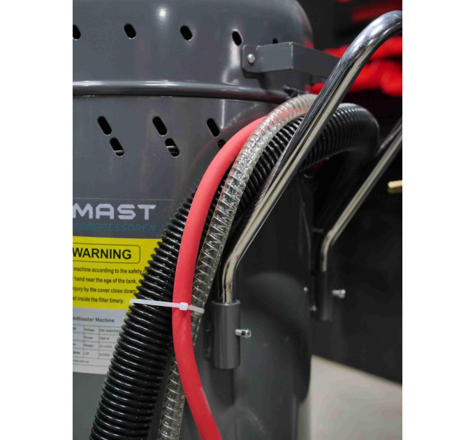 Пескоструйный аппарат с пылесосом MAST MSB28 (70 л)