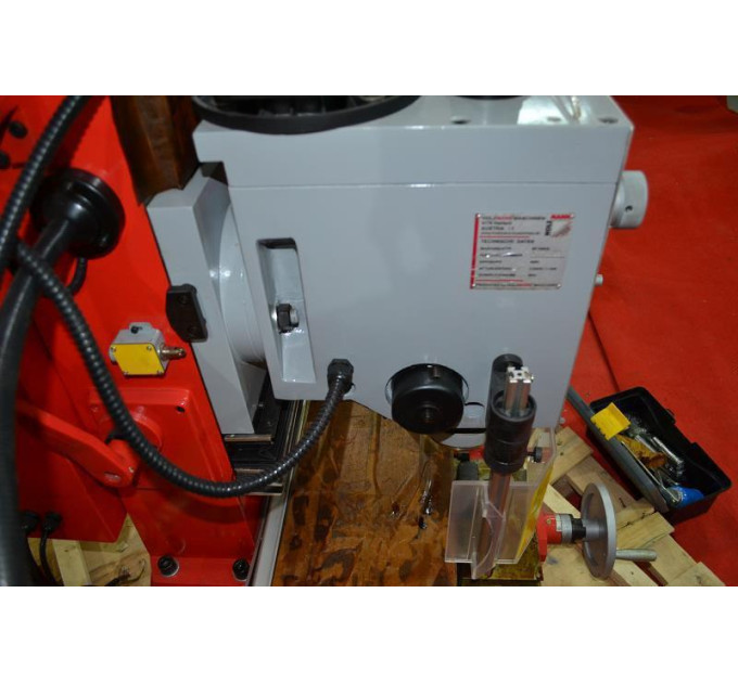 Фрезерный станок Holzmann BF50DIG_400V