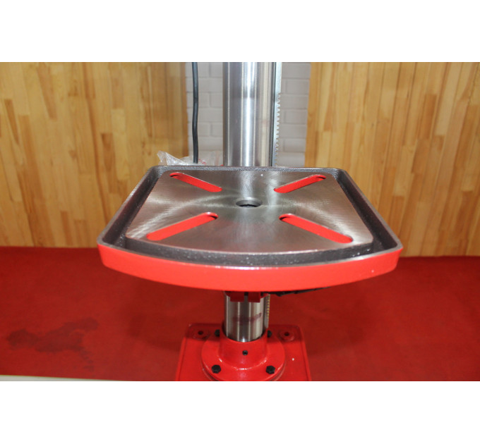 Сверлильный станок Holzmann SB 4116HM