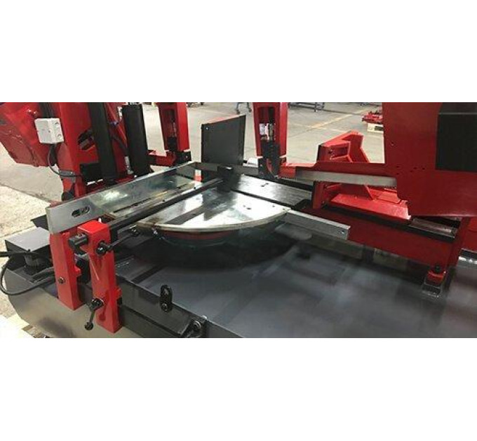 Полуавтоматическая ленточная пила по металлу Karmetal KDG 400x580