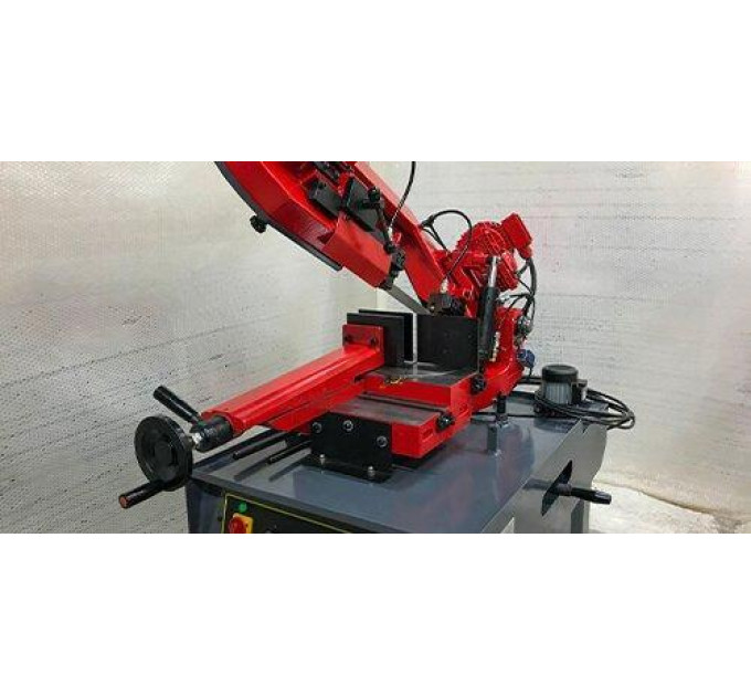 Ленточная пила по металлу Karmetal KMT CRAFT 220 x 250 DM
