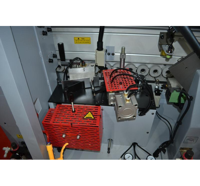 Автоматический кромкооблицовочный станок Holzmann KAM 215EPS
