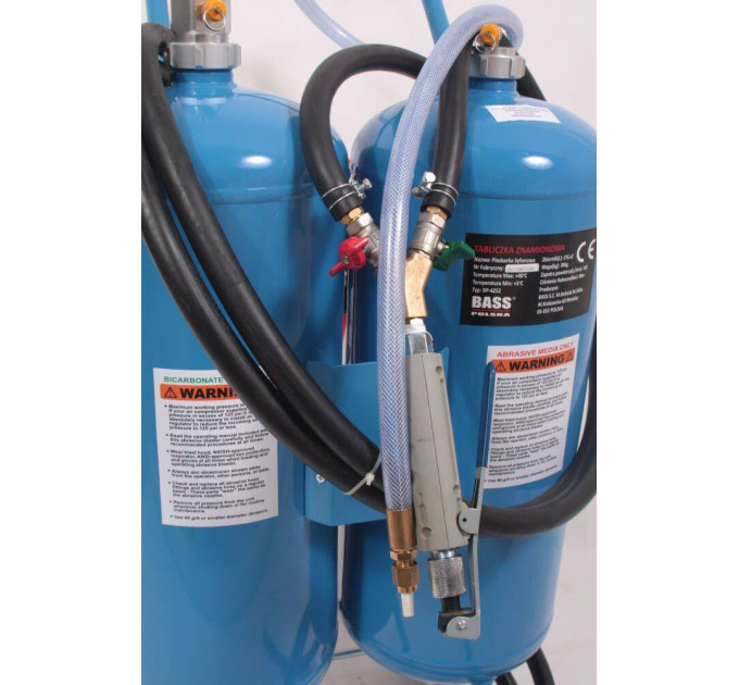 Пескоструйное устройство с баком Bass Polska BP-4252