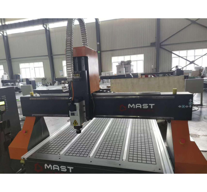 Фрезерный станок по дереву с ЧПУ MAST 1325