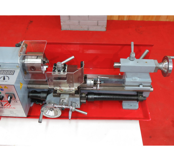 Токарный станок по металлу Holzmann ED 300ECO