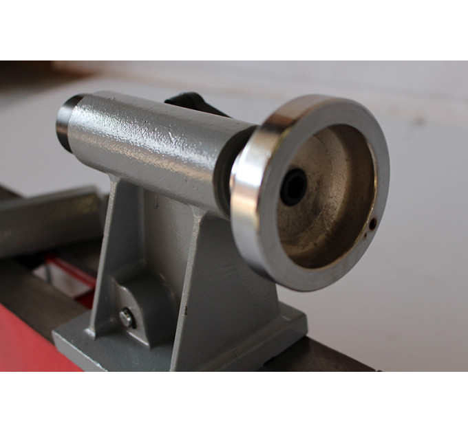 Токарный станок по дереву Holzmann D 460F