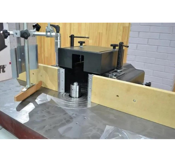 Фрезерный станок по дереву Robland T 120 TS