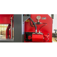 Полуавтоматическая ленточная пила по металлу Karmetal KSA 500x650