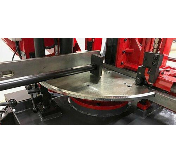 Полуавтоматическая ленточная пила по металлу Karmetal KDG 300x500