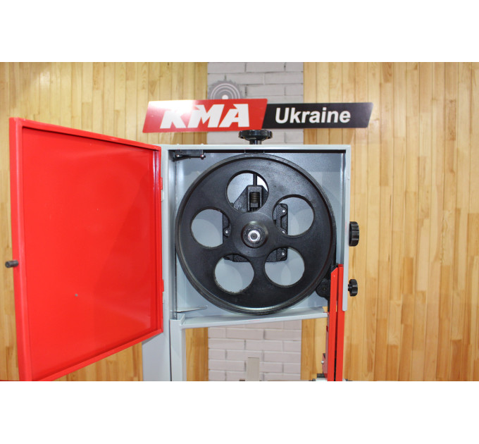 Стрічкова пила по дереву Holzmann HBS 400