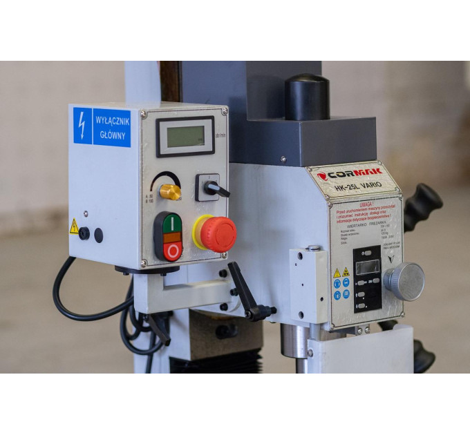Фрезерний верстат CORMAK HK-25L Vario