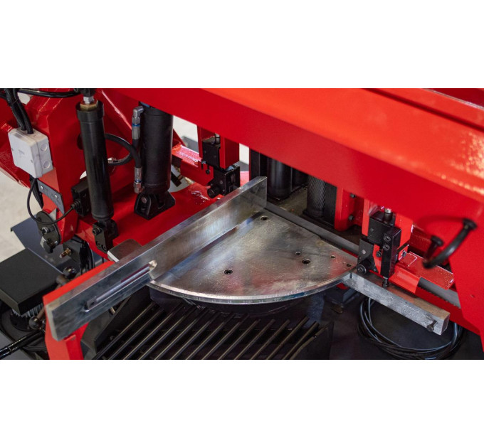Автоматическая ленточная пила по металлу Karmetal ODG 300x340 PLC