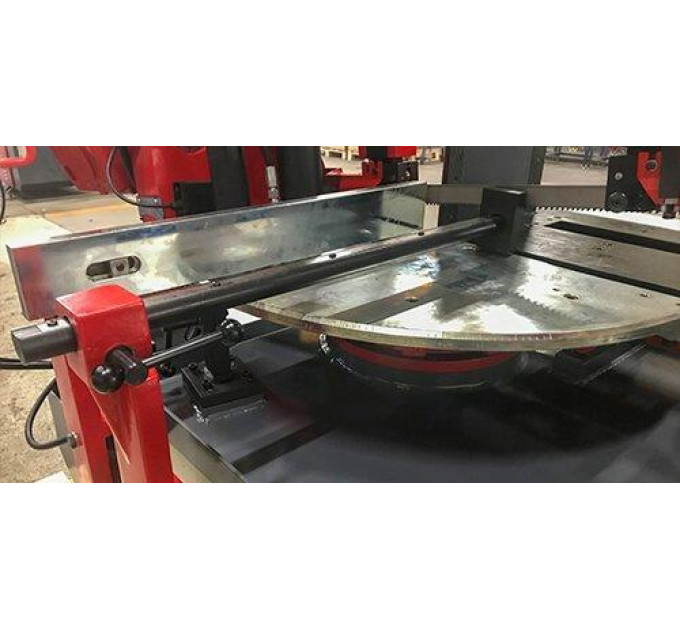 Полуавтоматическая ленточная пила по металлу Karmetal KDG 400x580