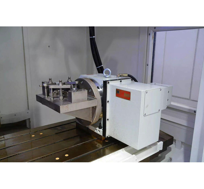 Обрабатывающий центр с ЧПУ Cormak MILL 1040