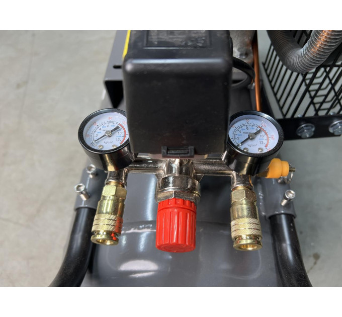Поршневой компрессор MAST TA65/100L 220V PRO