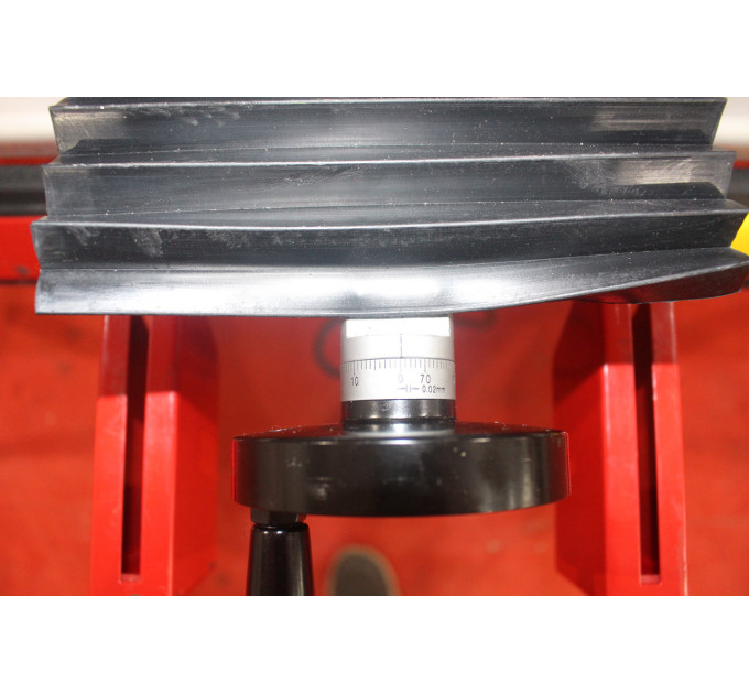 Фрезерный станок Holzmann BF 16V