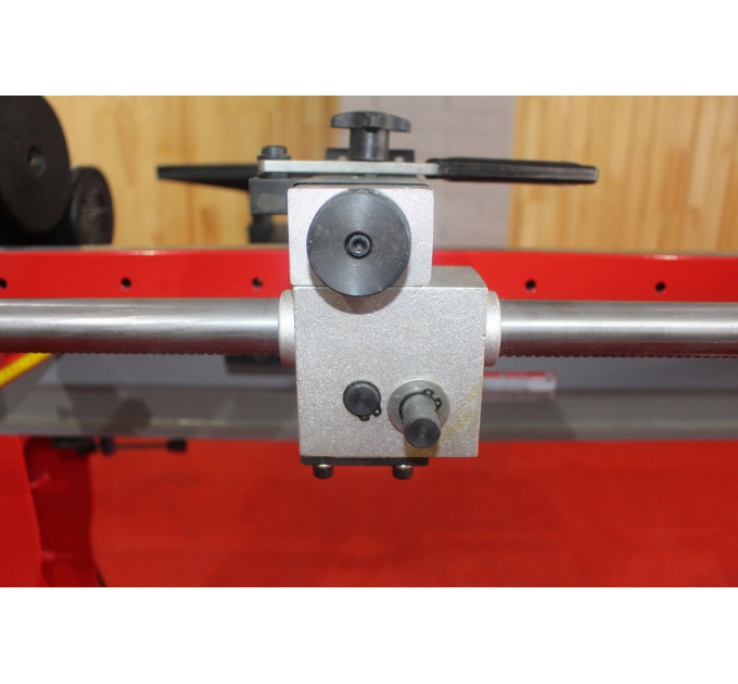 Токарный станок по дереву Holzmann VD 1100N