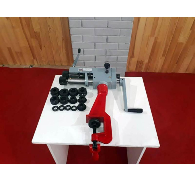Ручной отбортовочный станок Holzmann SKM 200