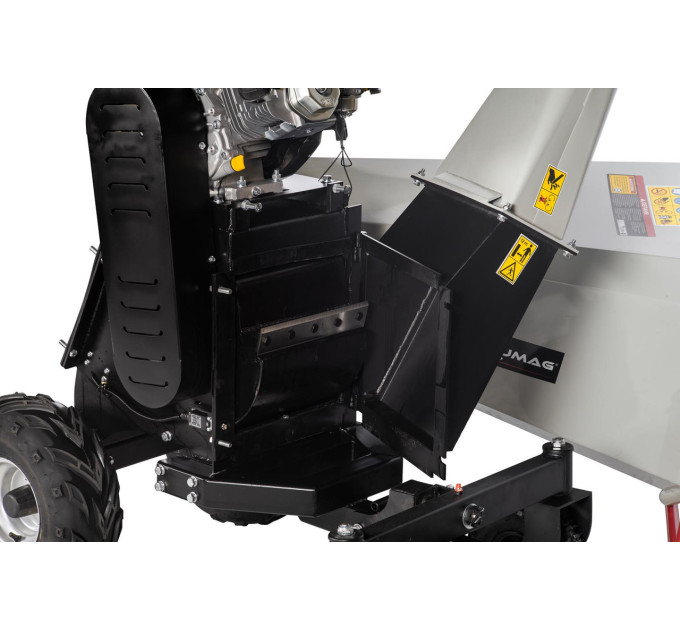 Бензиновый измельчитель Lumag RAMBO-HC15PRO с маятниковой осью