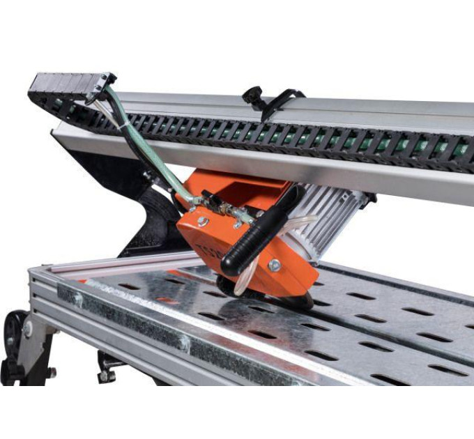 Плиткорізний верстат Gölz TS250A