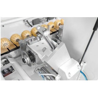 Кромкооблицовочный станок Robland KM 675 Кромкооблицовочный станок Robland KM 675