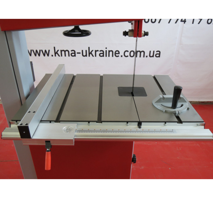 Стрічкова пила Holzmann HBS 610