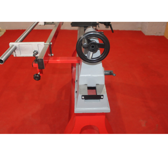Токарный станок по дереву Holzmann VD 1100N