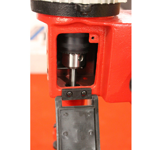 Долбежный станок Holzmann STM 26