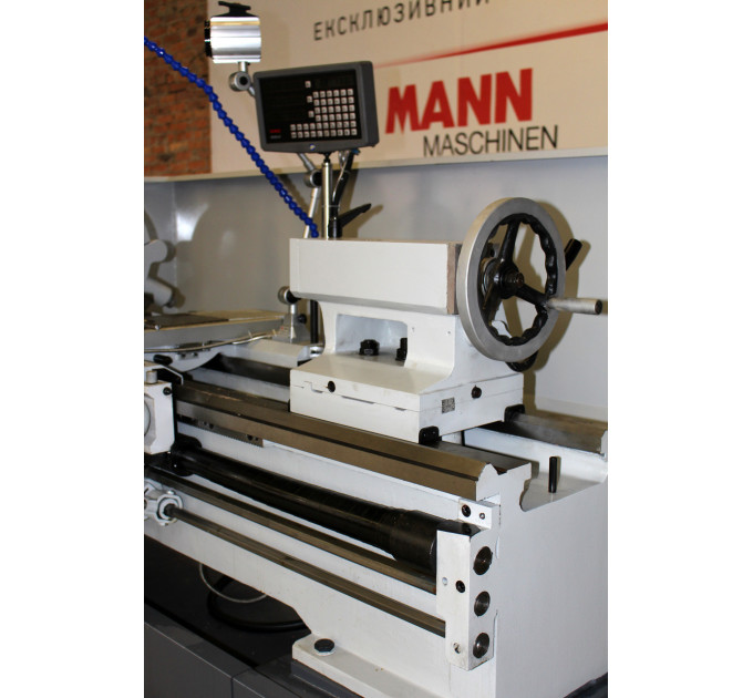 Токарно-гвинторізний верстат CORMAK 500X1500 / 65 mm