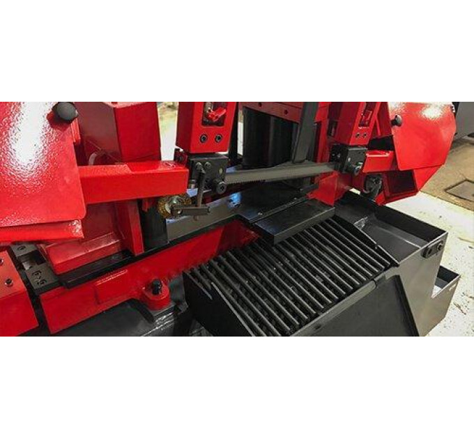 Автоматическая ленточная пила по металлу Karmetal OSA 300x370 PLC