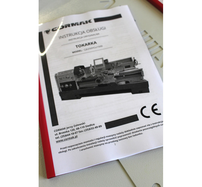 Токарно-гвинторізний верстат CORMAK 500X1500 / 65 mm