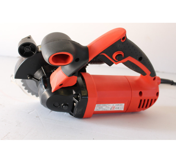 Ручная дисковая пила Holzmann DBS 125