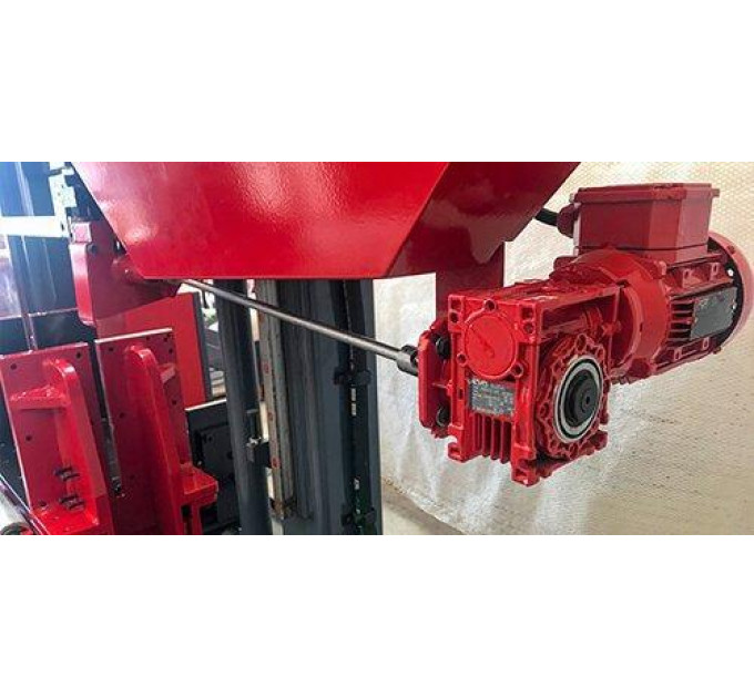 Полуавтоматическая ленточная пила по металлу Karmetal KSA 500x650