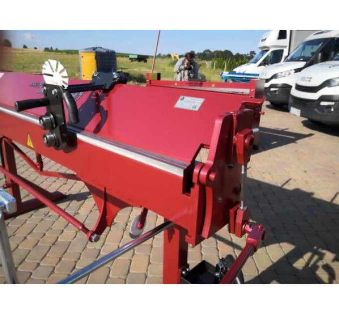 Листогибочный станок RED 2700/1.0