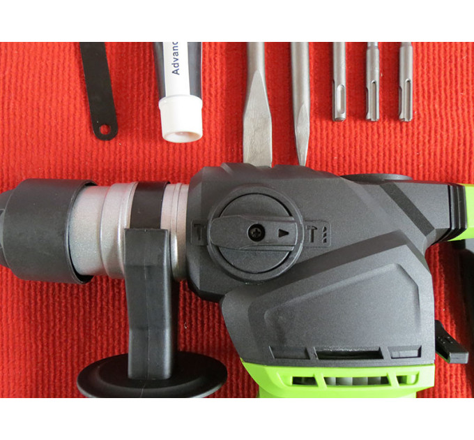 Перфоратор Zipper ZI-BHA1500D