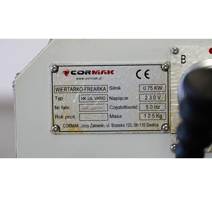 Фрезерний верстат CORMAK HK-25L Vario