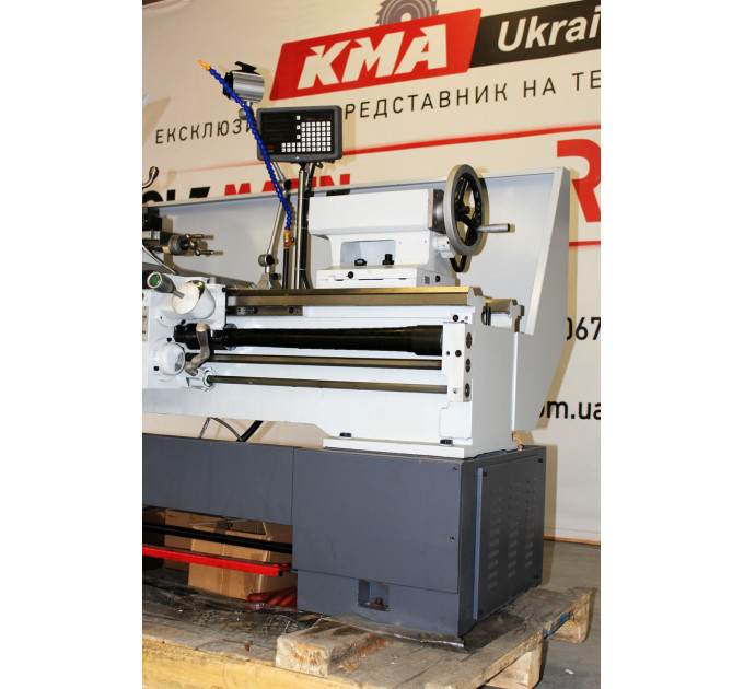 Токарно-гвинторізний верстат CORMAK 500X1500 / 65 mm