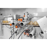 Кромкооблицовочный станок Robland KM 675 Кромкооблицовочный станок Robland KM 675