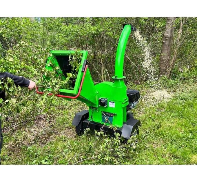 Садовый измельчитель Zipper ZI-HAEK15000